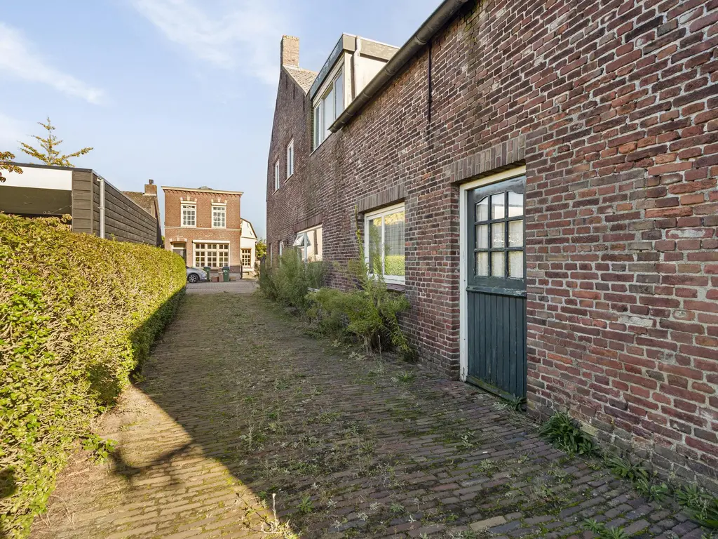 Roestenbergstraat 38, KAATSHEUVEL