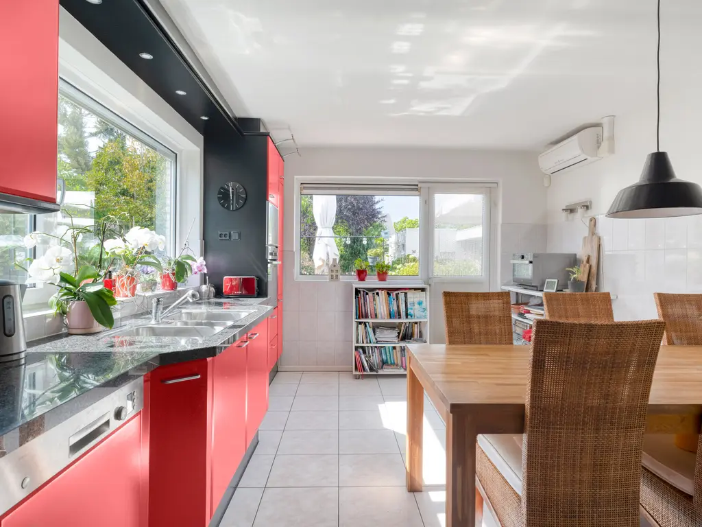 Gulbergsven 8, EINDHOVEN