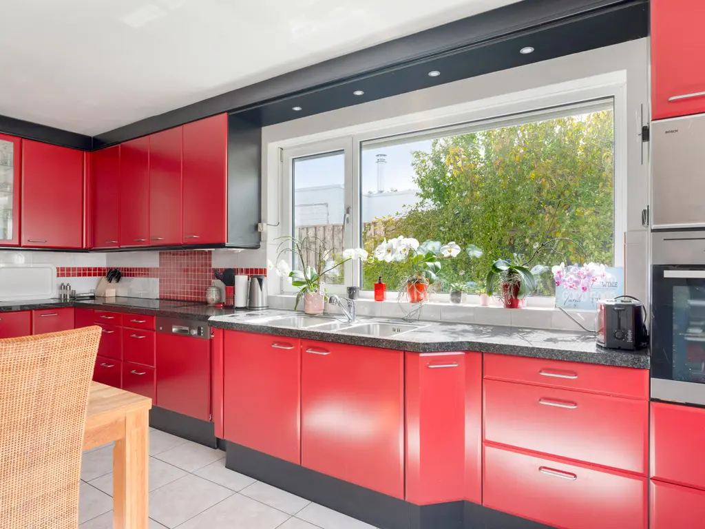 Gulbergsven 8, EINDHOVEN