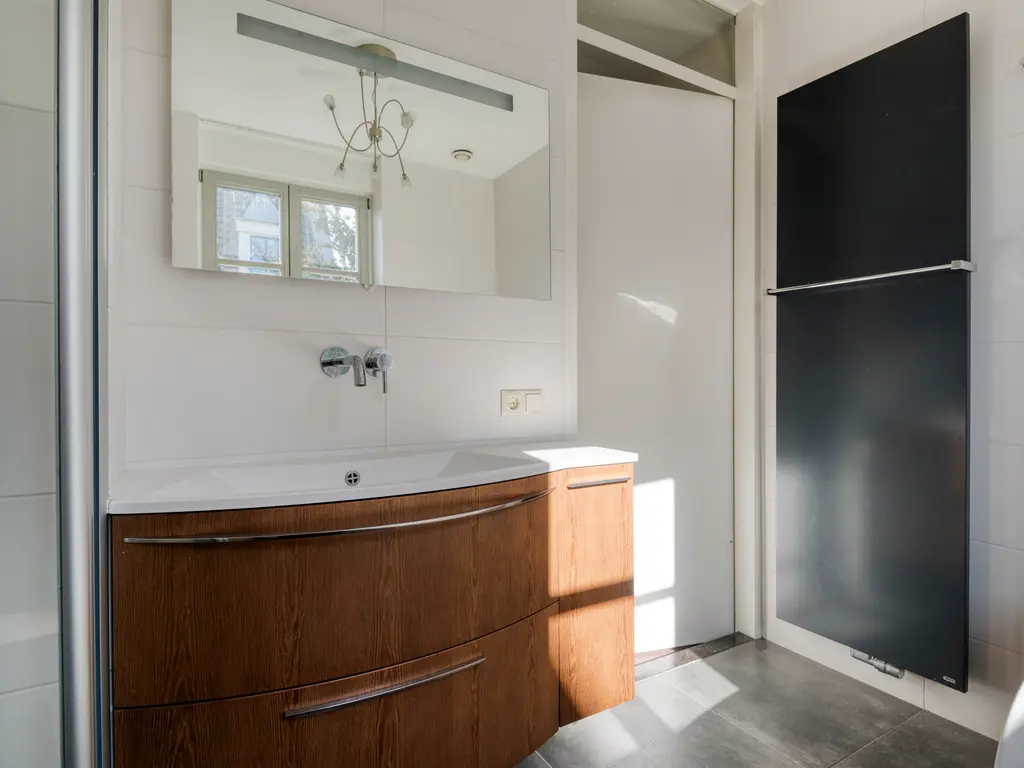 Koolstraat 24, HELMOND