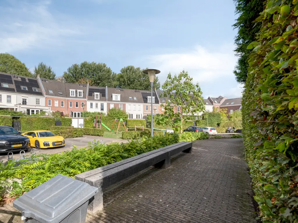 Koolstraat 24, HELMOND