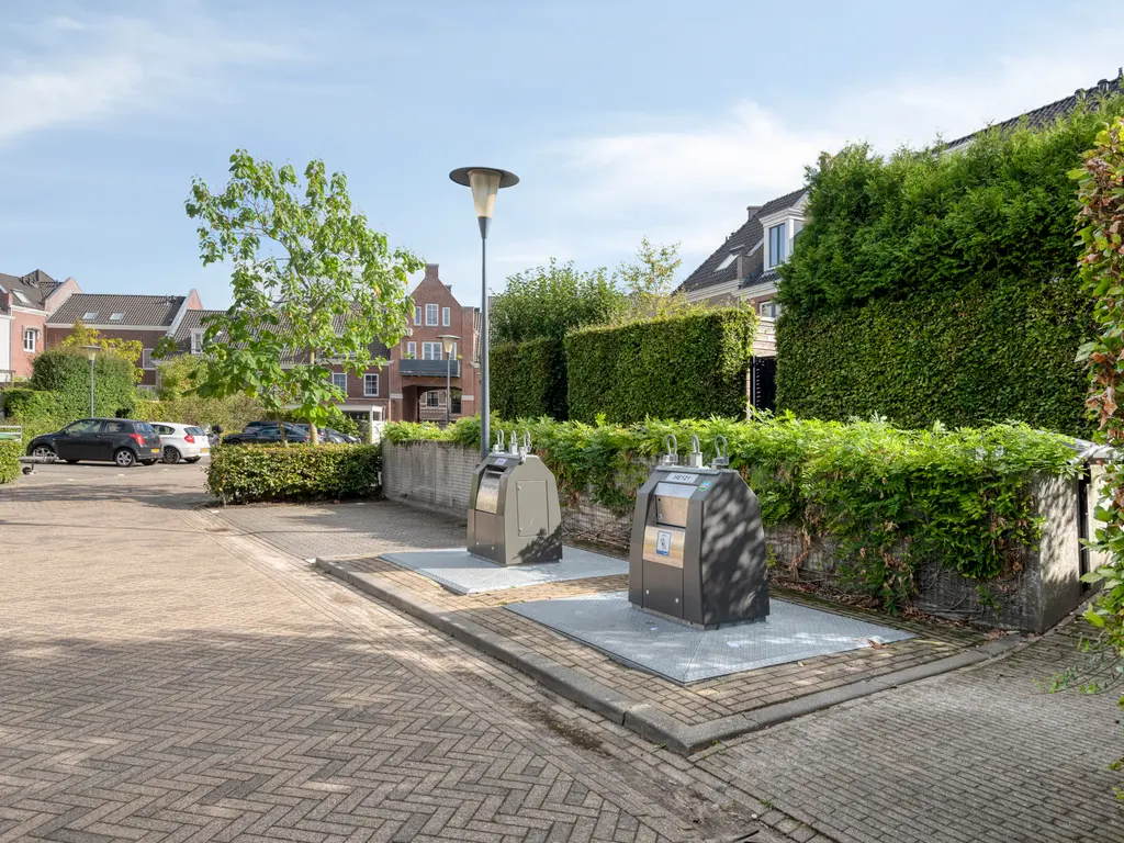 Koolstraat 24, HELMOND