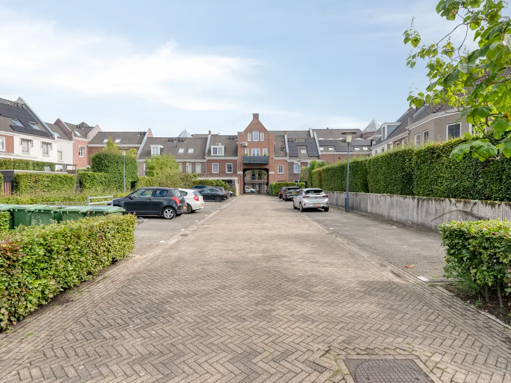 Koolstraat 24, HELMOND