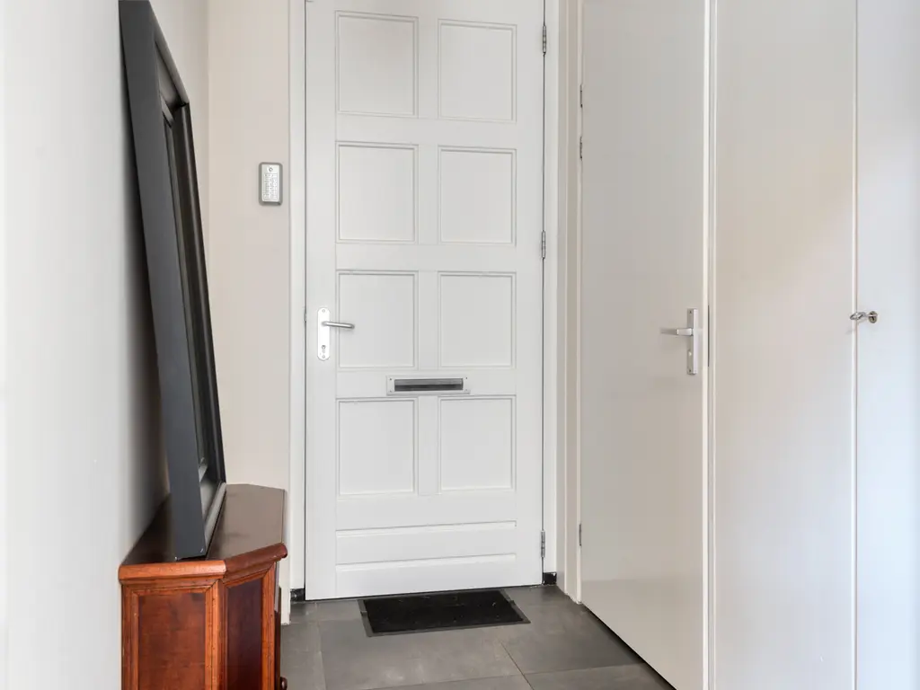 Koolstraat 24, HELMOND