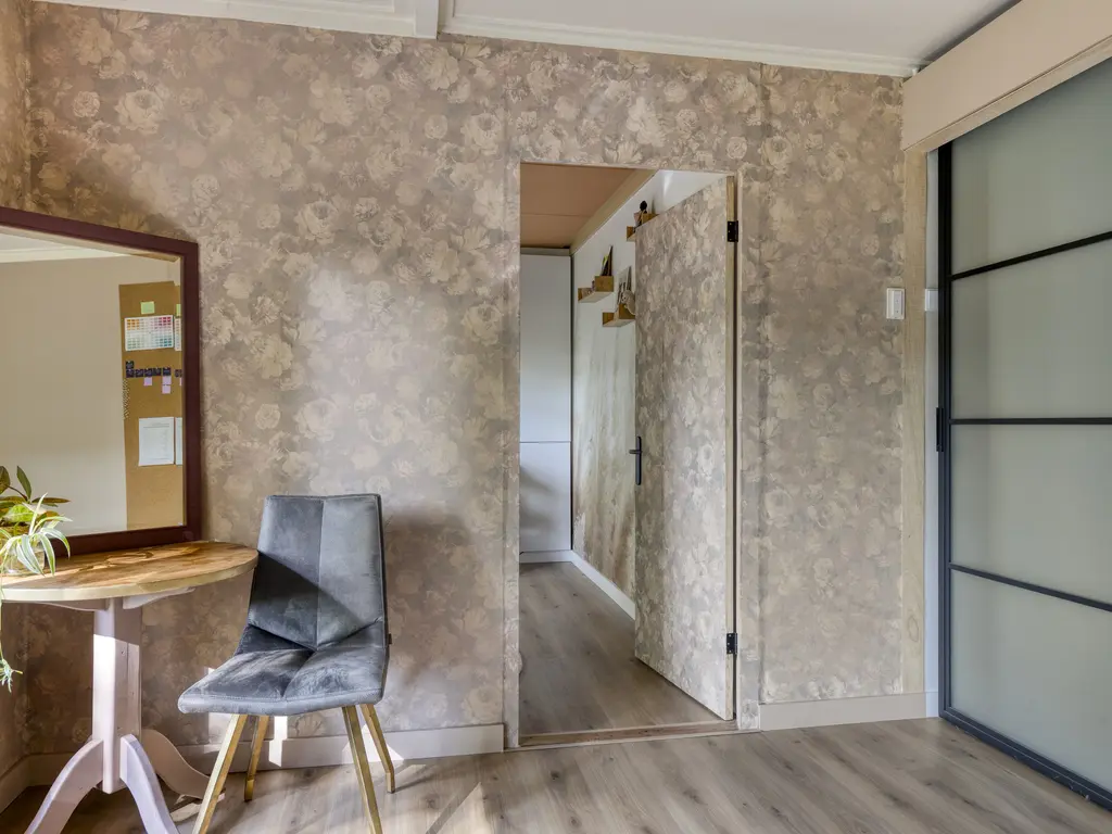 De Stille Wille 116, OOST WEST EN MIDDELBEERS