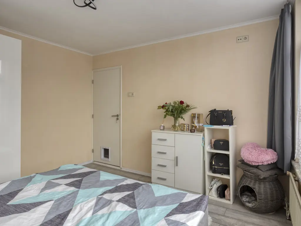 Hazelaarstraat 16, WAALWIJK