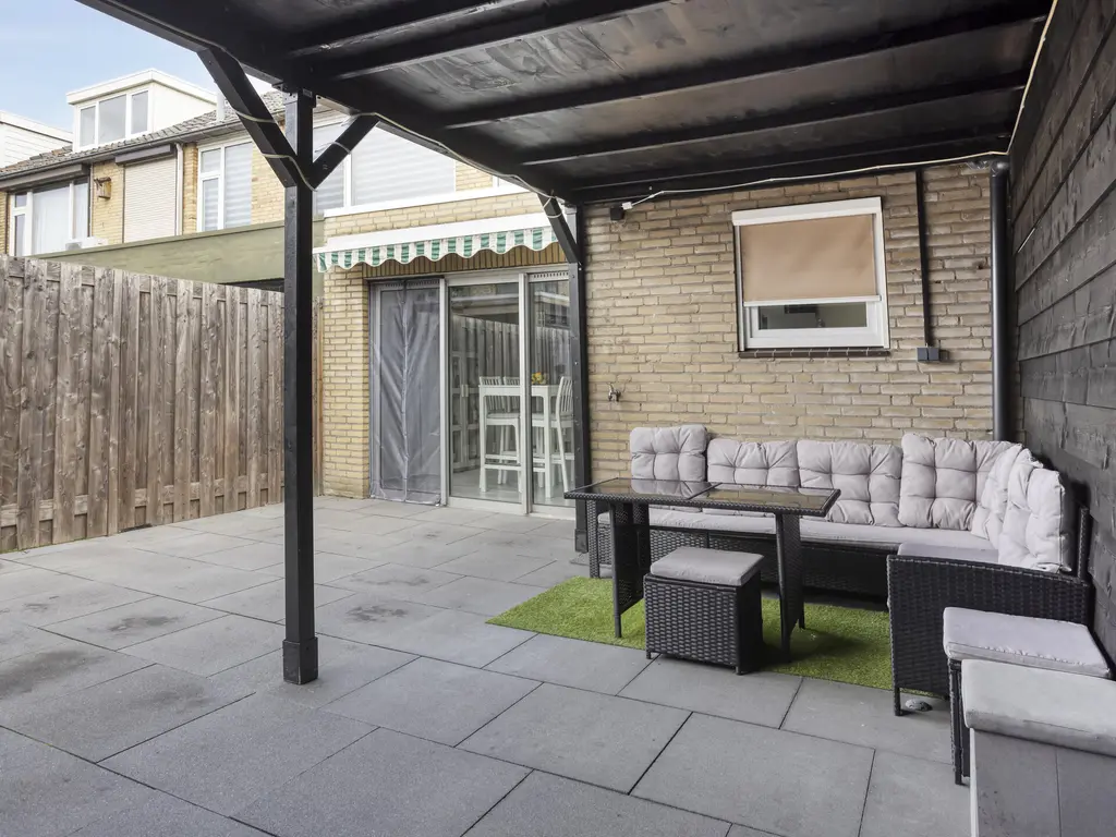 Hazelaarstraat 16, WAALWIJK