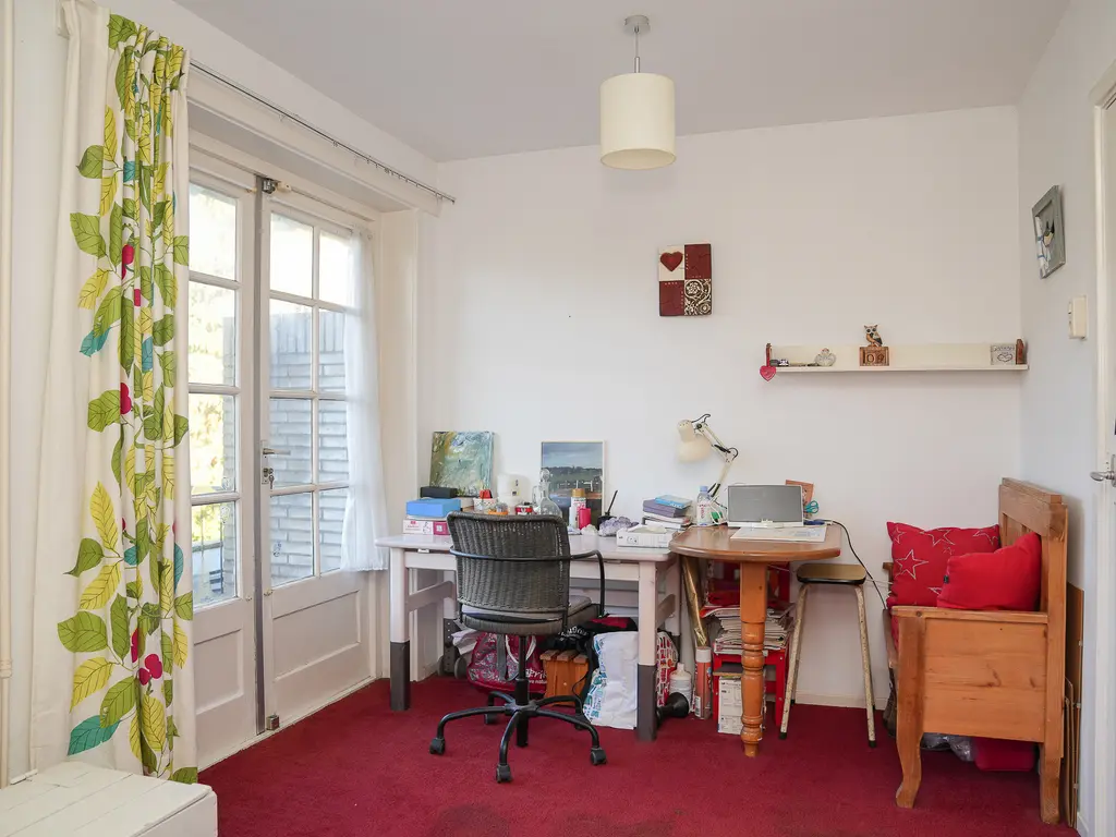 Juliana van Stolberglaan 26, NAARDEN