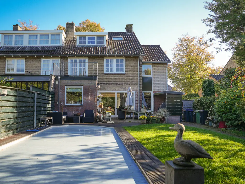 Juliana van Stolberglaan 26, NAARDEN