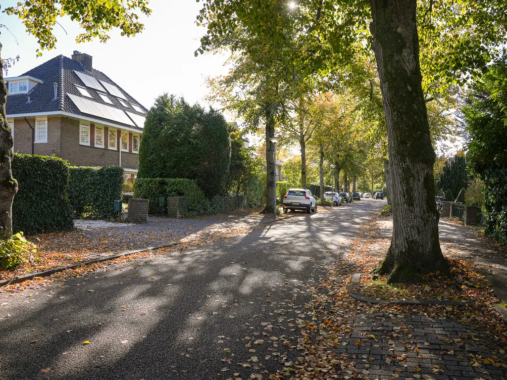 Juliana van Stolberglaan 26, NAARDEN