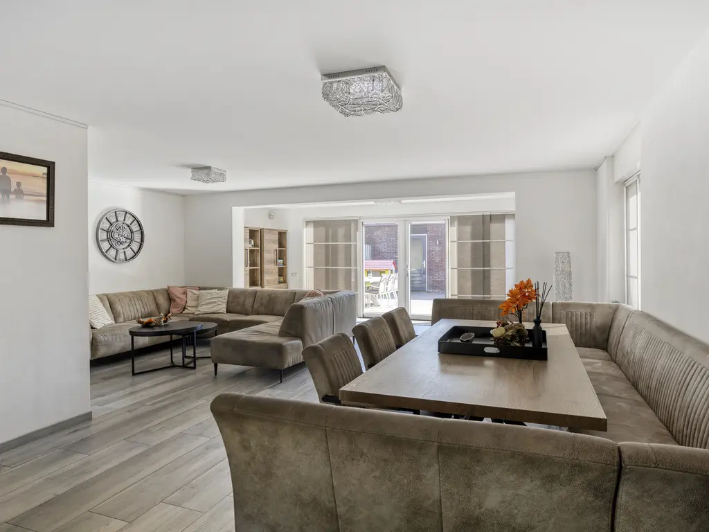 Spakenburglaan 76, TILBURG