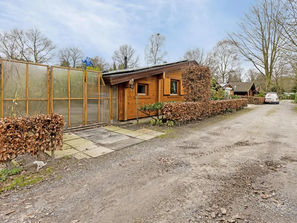 De Stille Wille 274, OOST WEST EN MIDDELBEERS