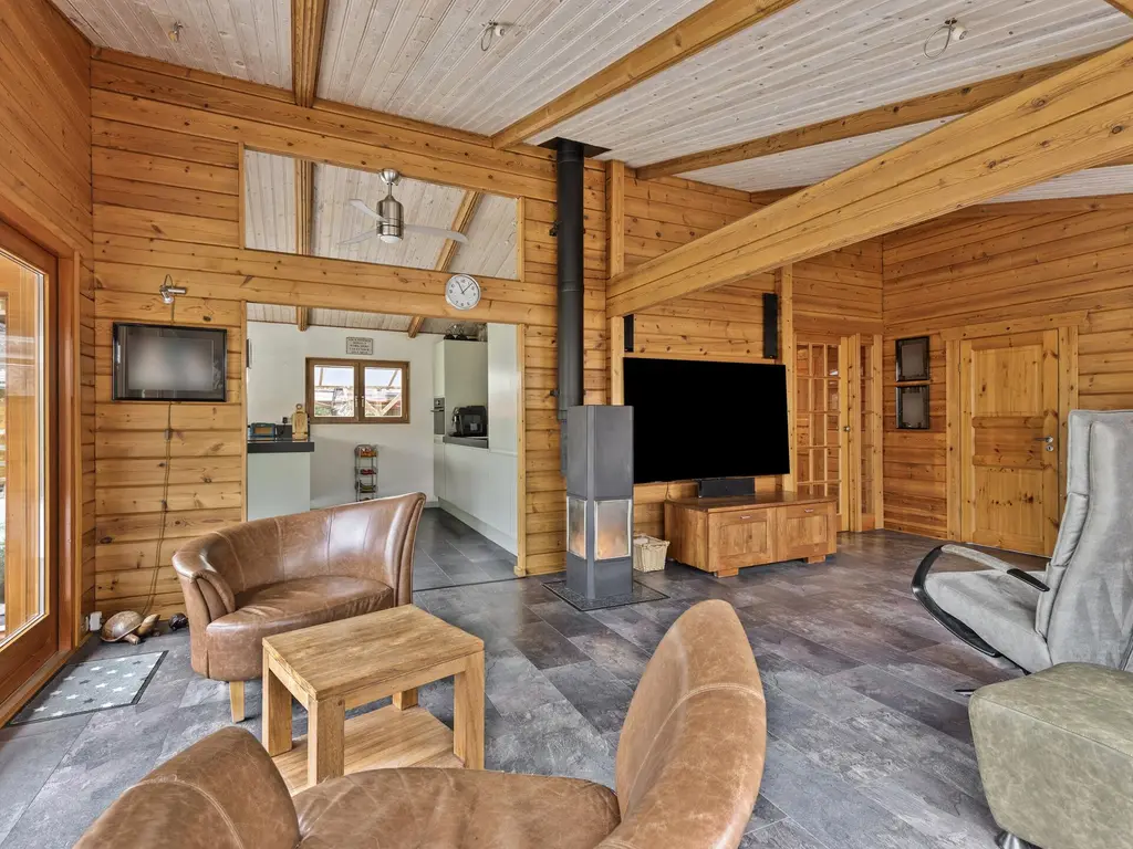 De Stille Wille 274, OOST WEST EN MIDDELBEERS