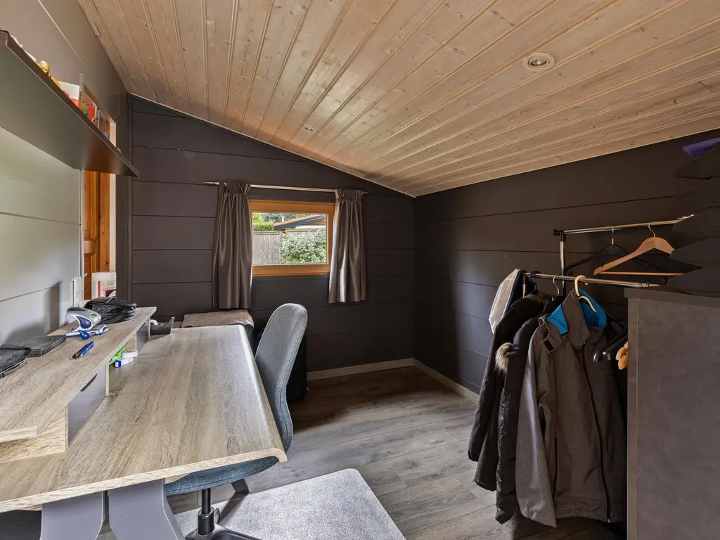 De Stille Wille 274, OOST WEST EN MIDDELBEERS