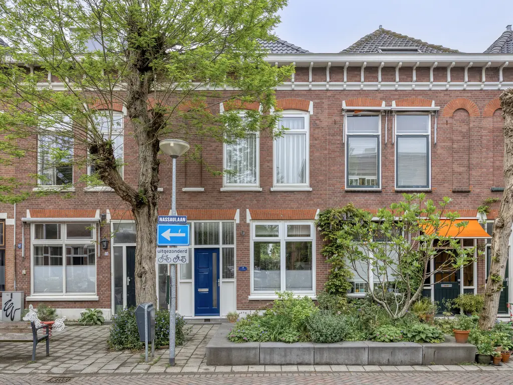 Nassaulaan 14, SCHIEDAM