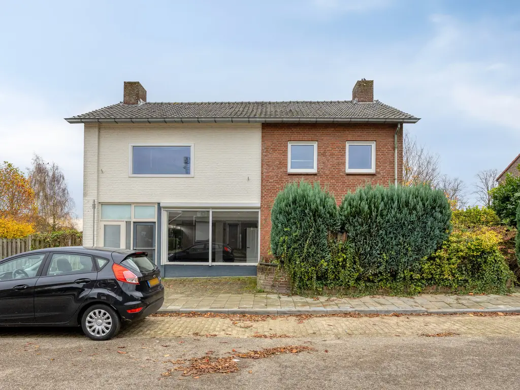 van Nispenstraat 98, GROESBEEK