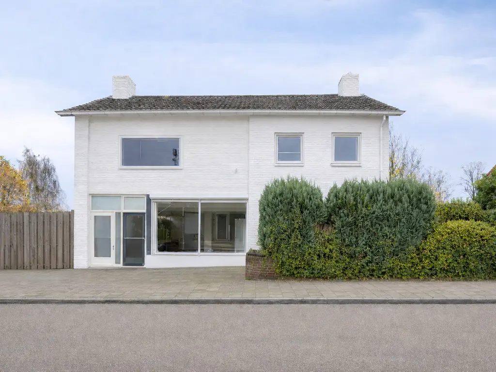 van Nispenstraat 98, GROESBEEK