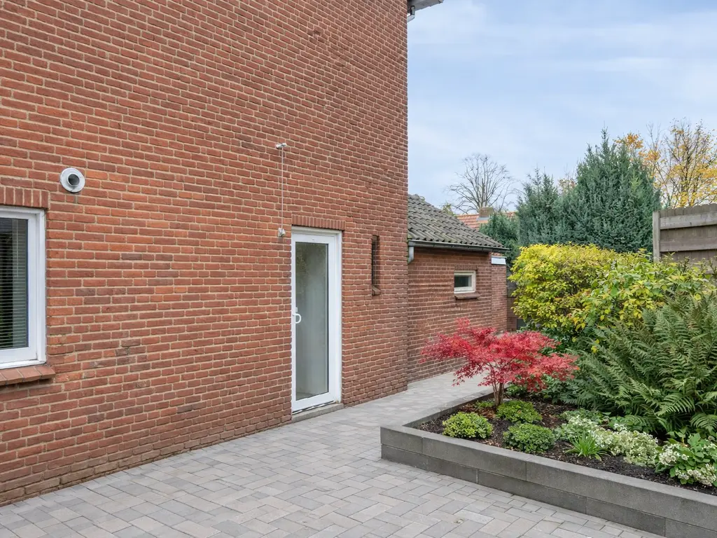 van Nispenstraat 98, GROESBEEK