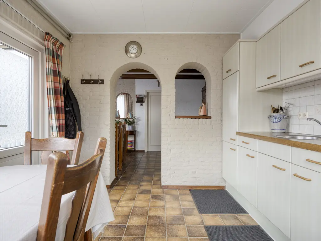 Eikenlaan 28, WAALWIJK