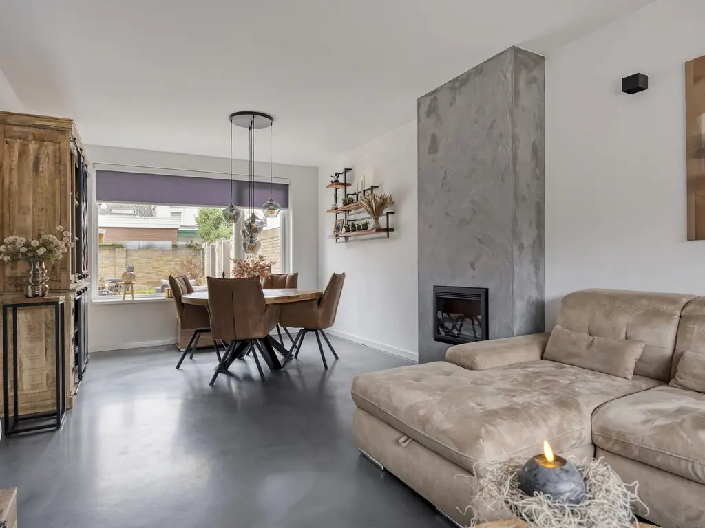 Seringenhof 28, WAALWIJK