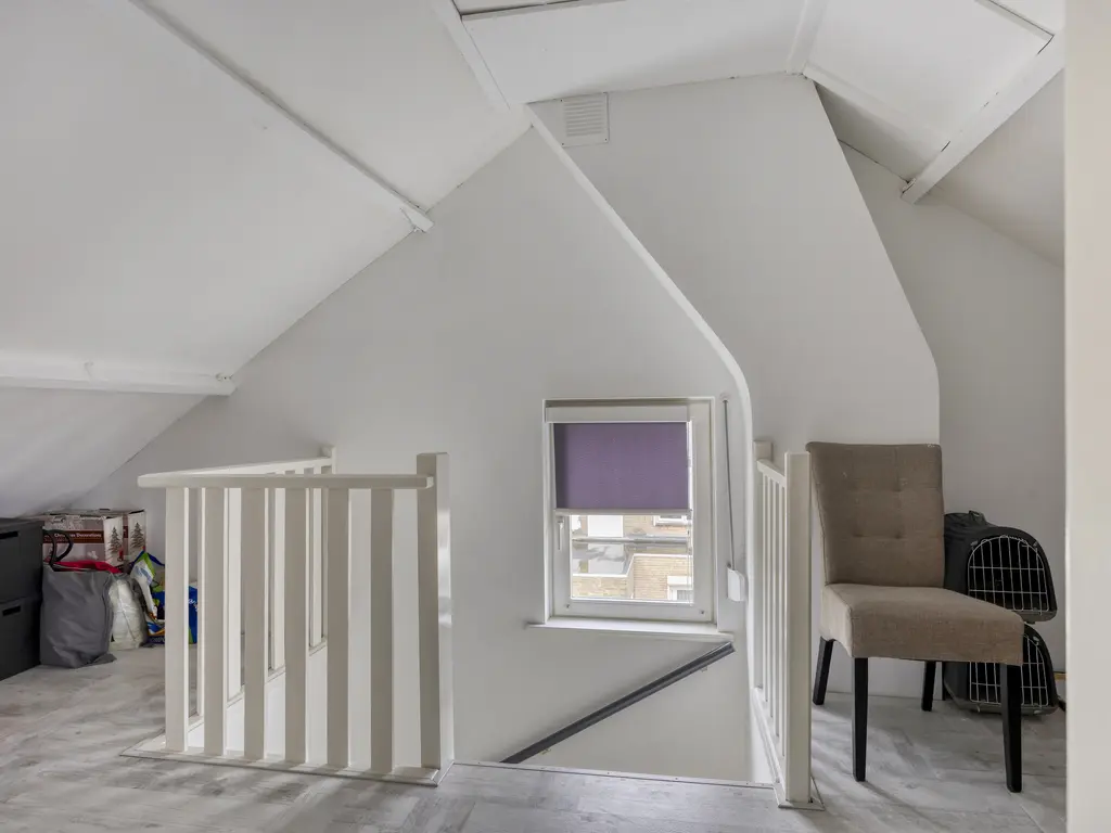 Seringenhof 28, WAALWIJK