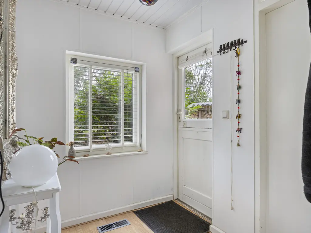 De Stille Wille 146, OOST WEST EN MIDDELBEERS