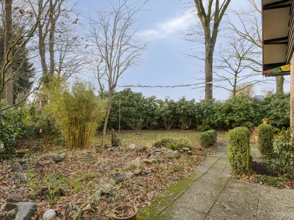 De Stille Wille 146, OOST WEST EN MIDDELBEERS