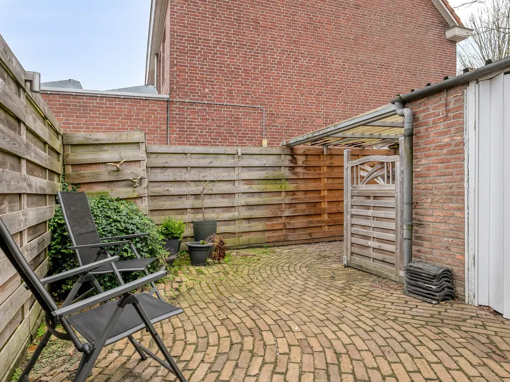 Kwaadeindstraat 100, TILBURG