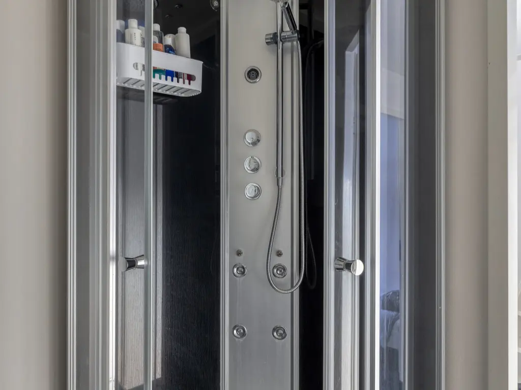 Riethovenerf 13, TILBURG