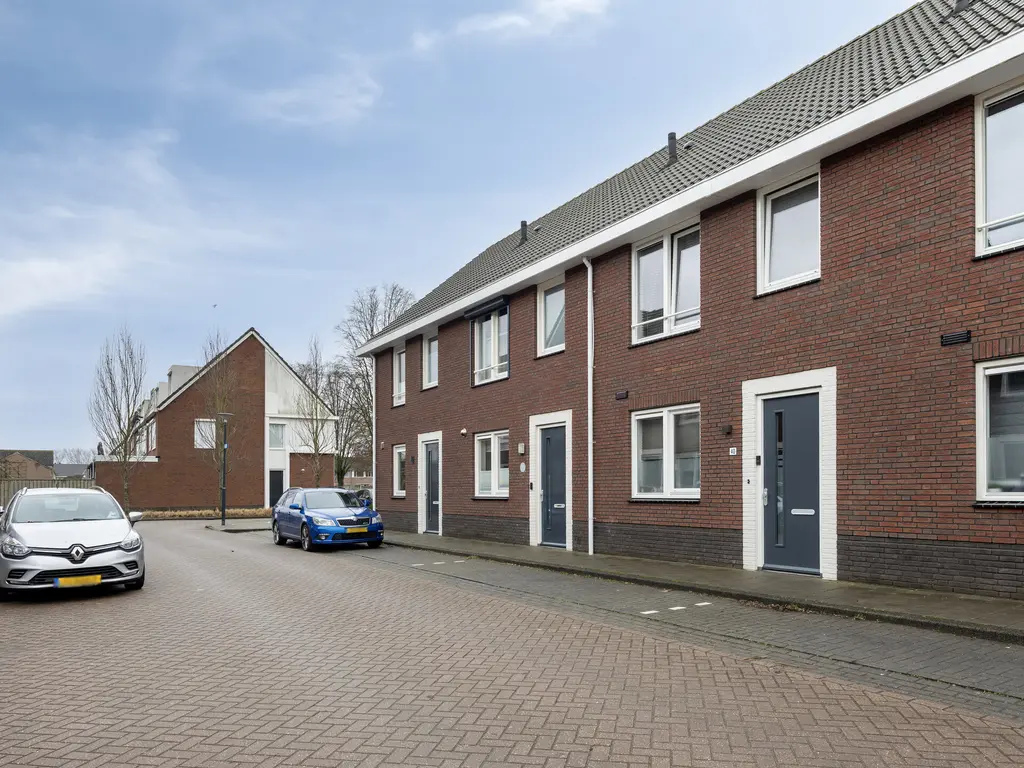 Orffstraat 40, WAALWIJK