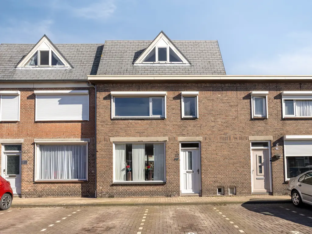 St. Crispijnstraat 27, WAALWIJK