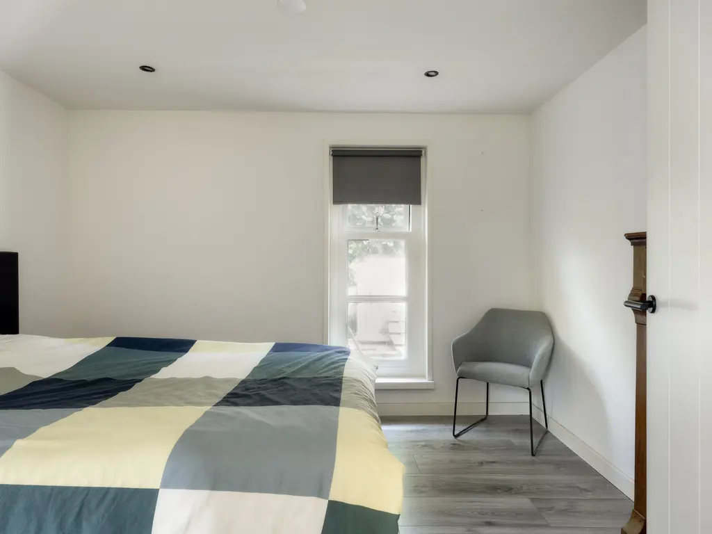 De Stille Wille 202, OOST WEST EN MIDDELBEERS