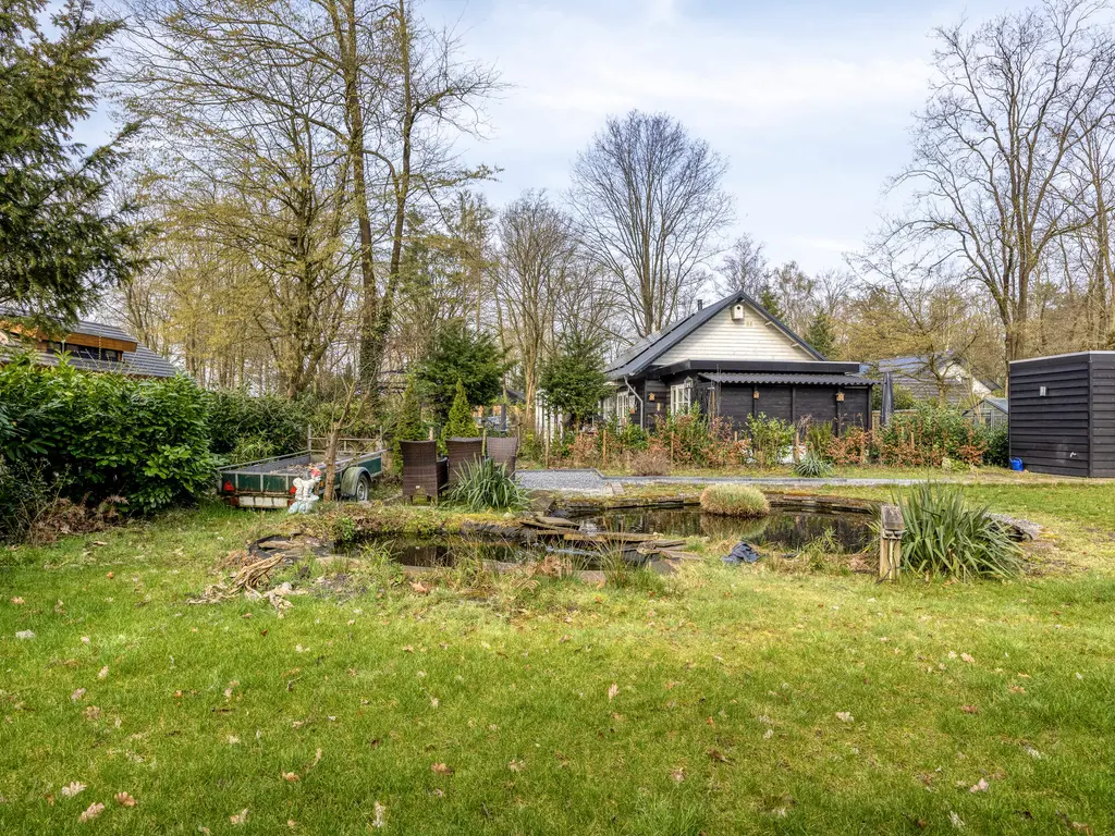 De Stille Wille 202, OOST WEST EN MIDDELBEERS