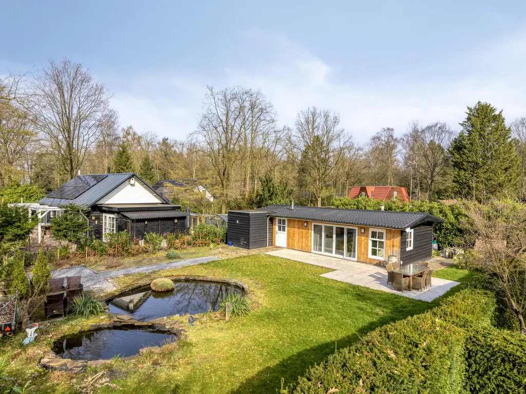 De Stille Wille 202, OOST WEST EN MIDDELBEERS