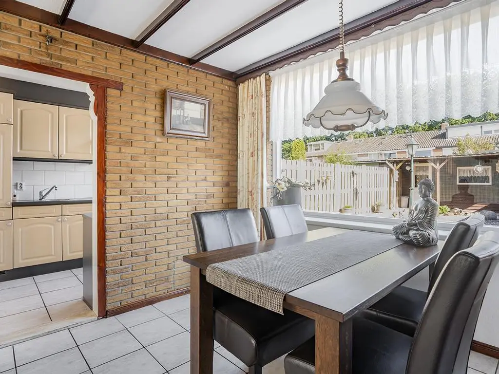 Averuitstraat 26, WAALWIJK