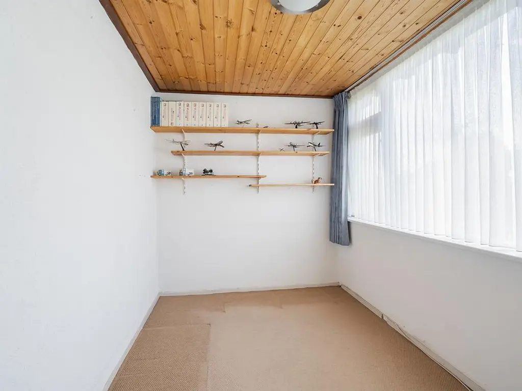 Averuitstraat 26, WAALWIJK