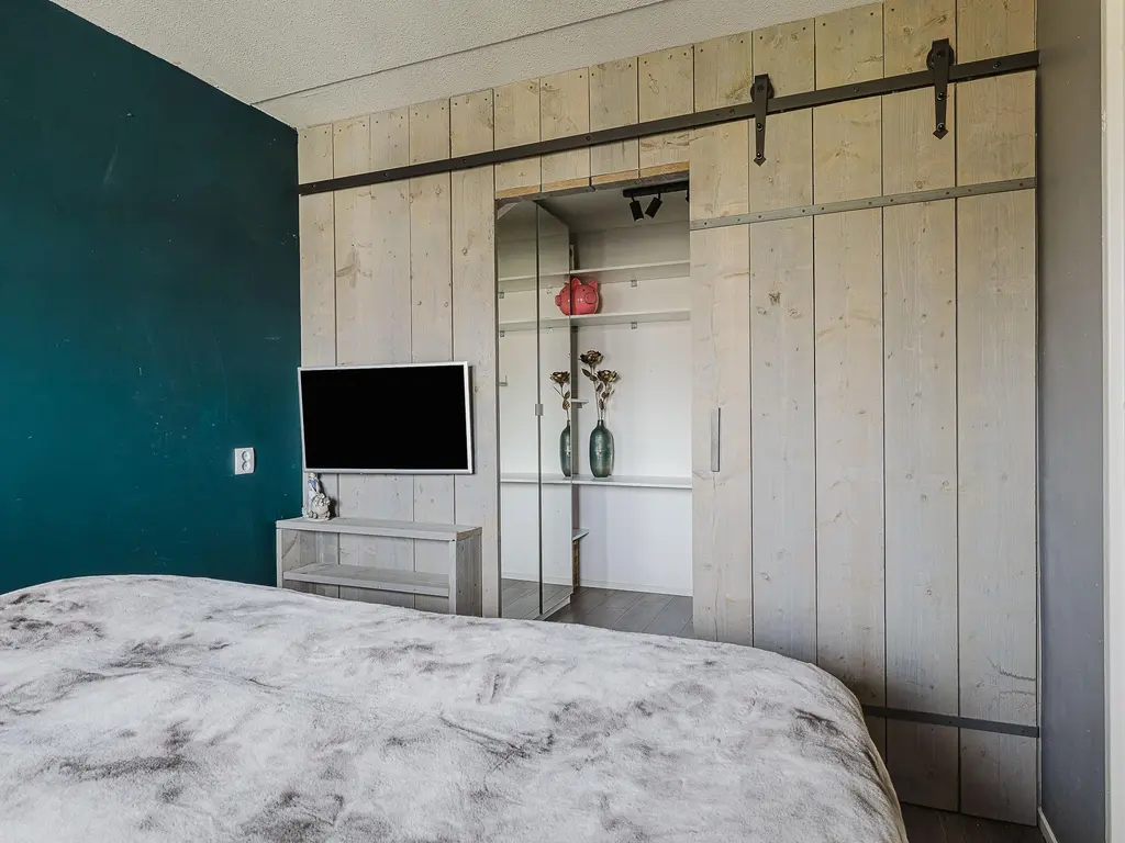 Elzenbroek 64, BREDA