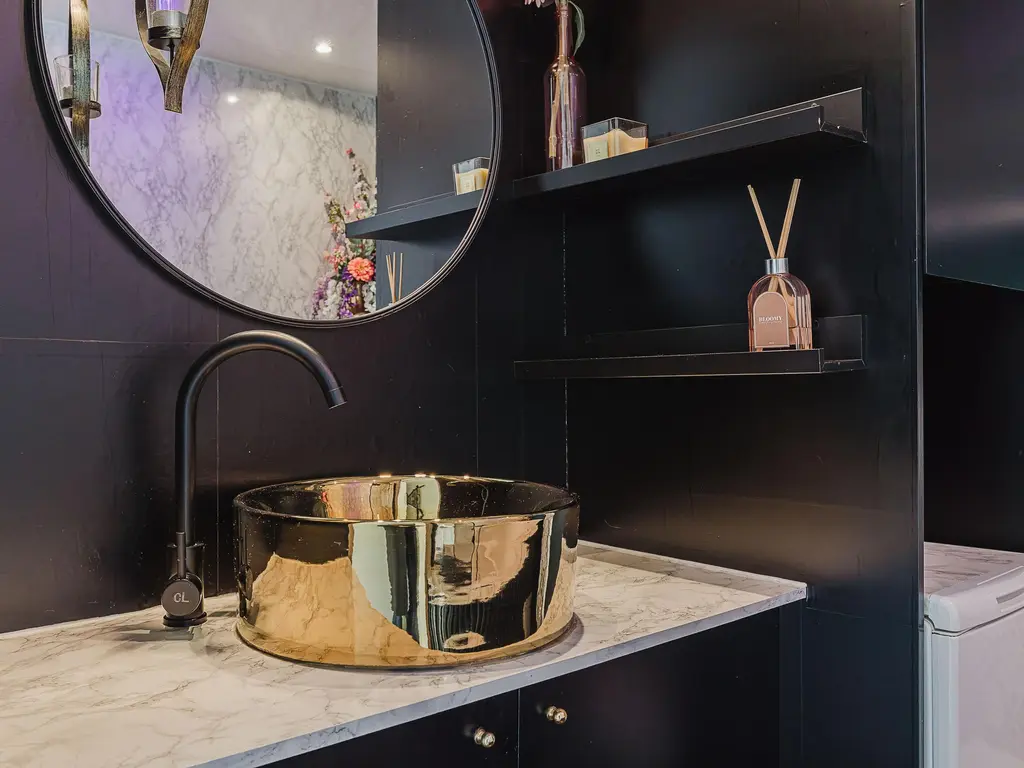 Elzenbroek 64, BREDA