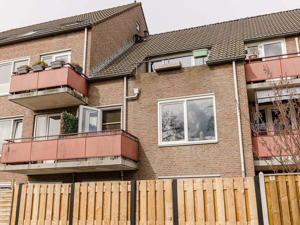 Elzenbroek 64, BREDA