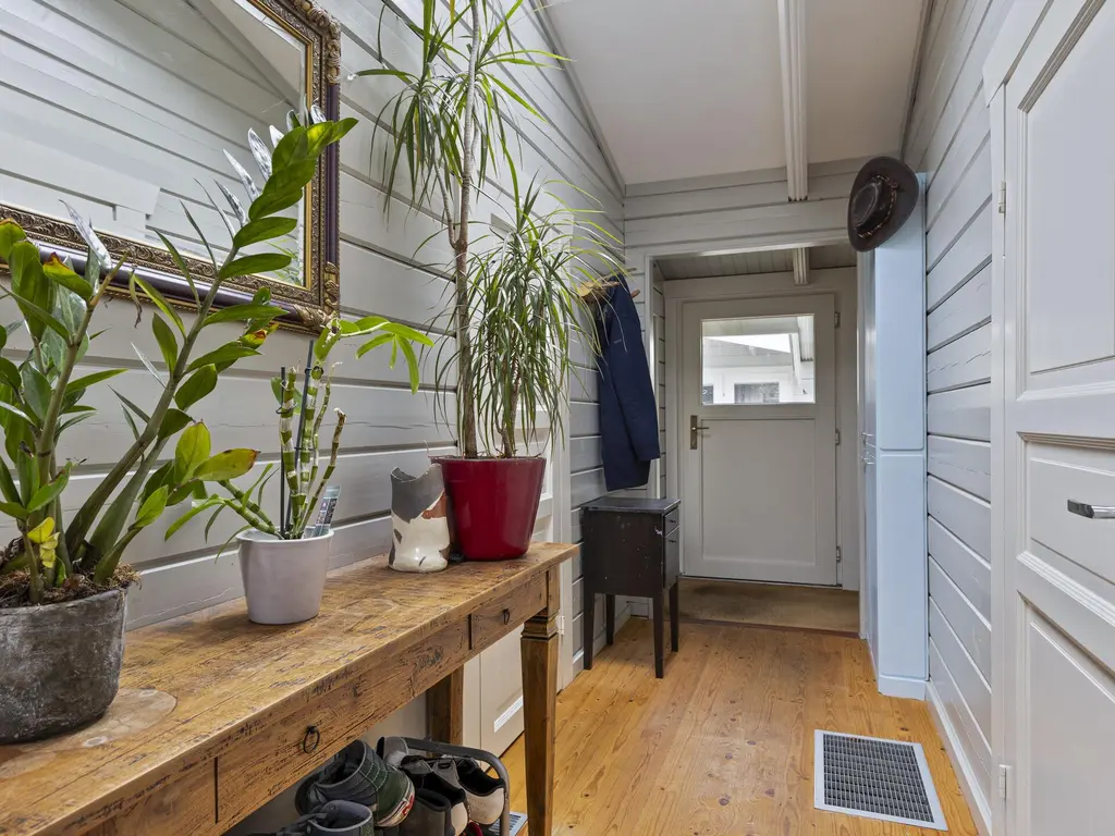 De Stille Wille 275, OOST WEST EN MIDDELBEERS