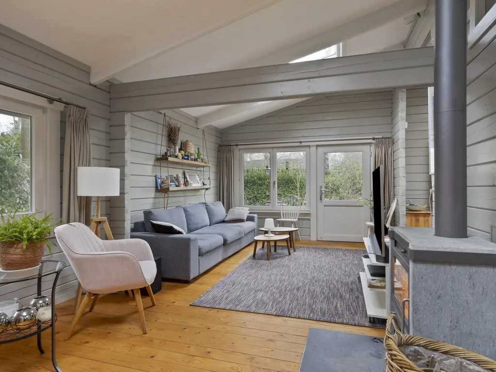 De Stille Wille 275, OOST WEST EN MIDDELBEERS