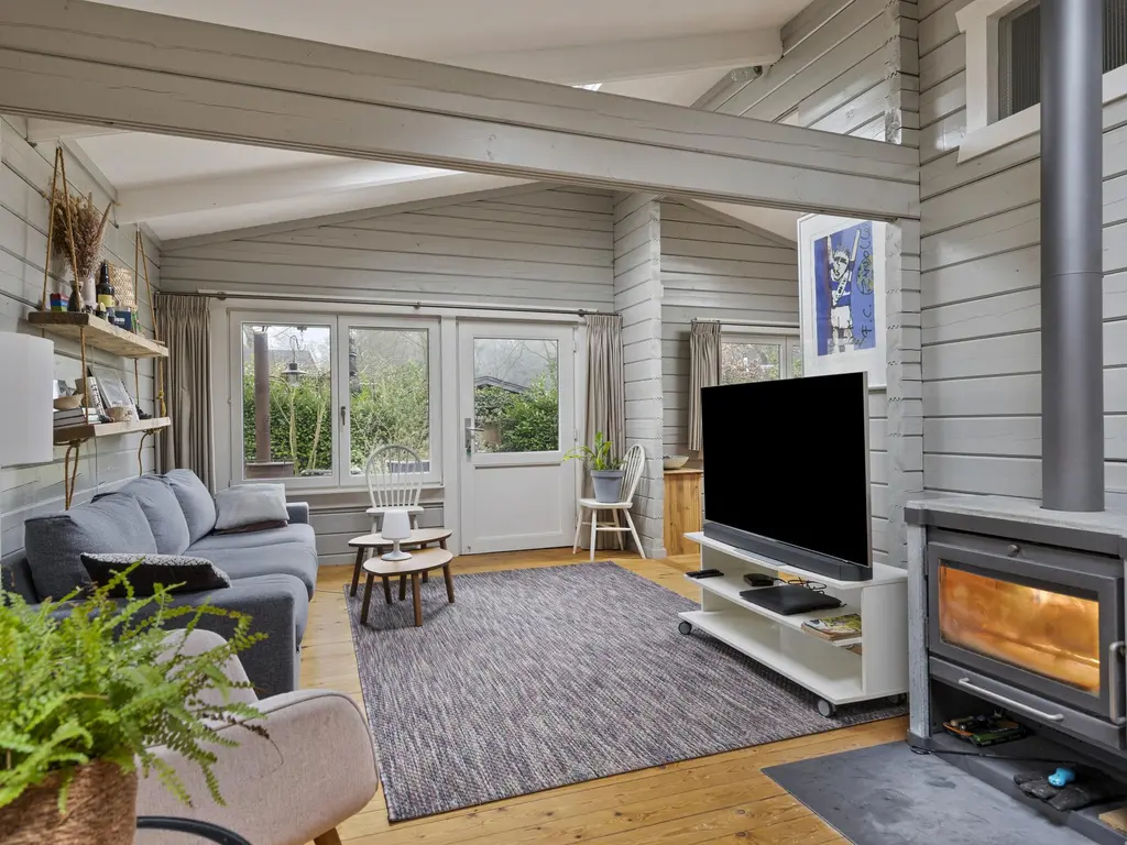 De Stille Wille 275, OOST WEST EN MIDDELBEERS