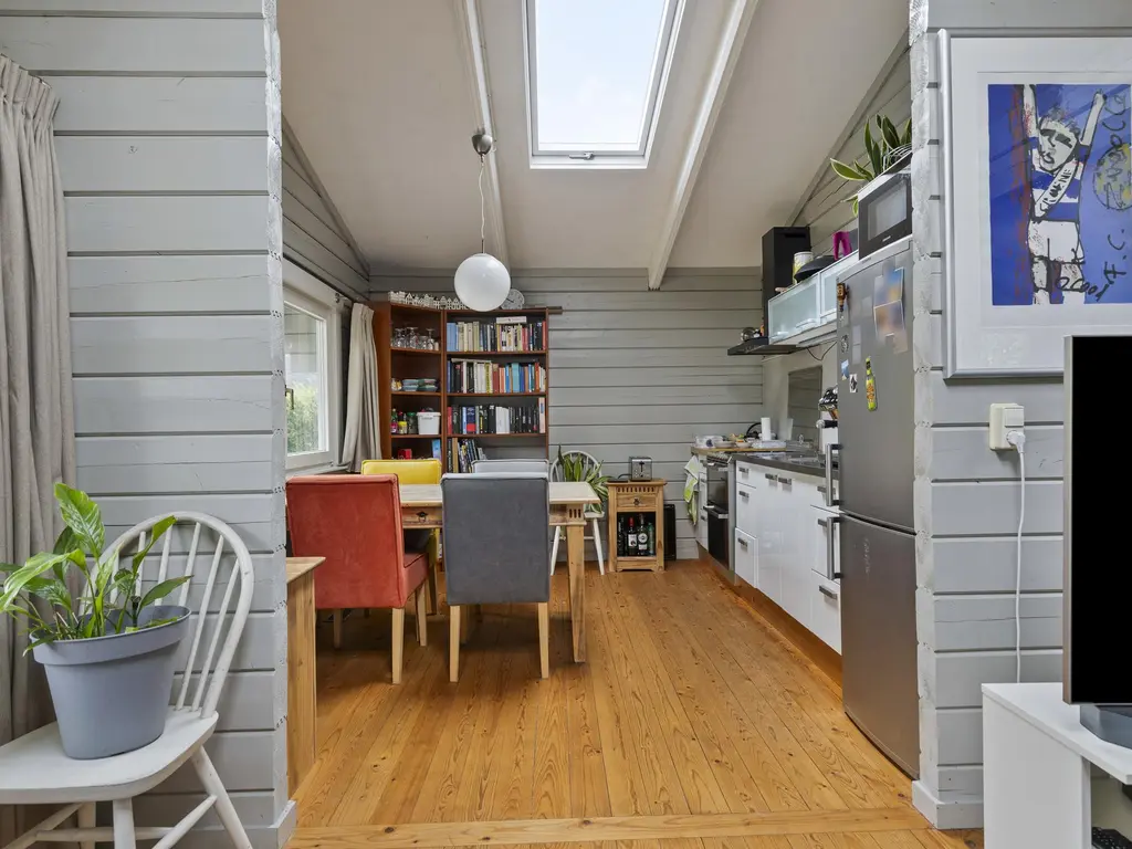 De Stille Wille 275, OOST WEST EN MIDDELBEERS