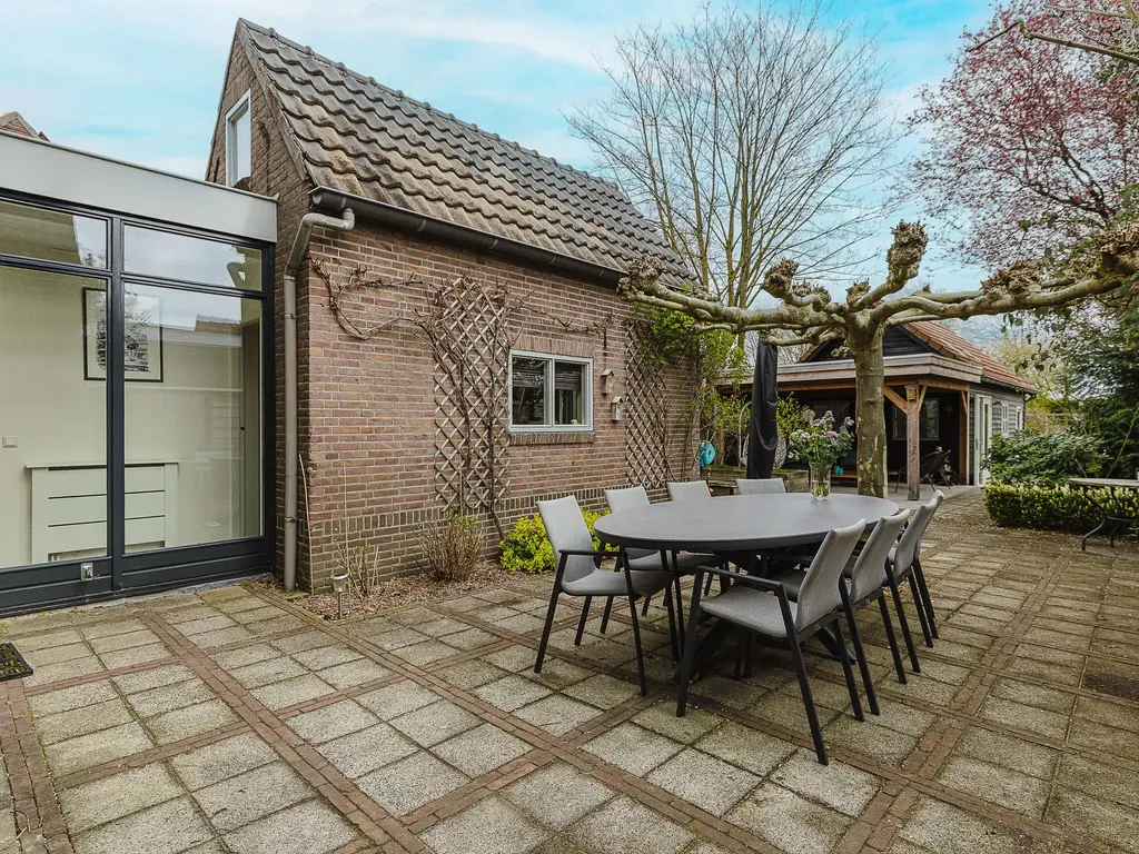 Nieuwstraat 100, GILZE