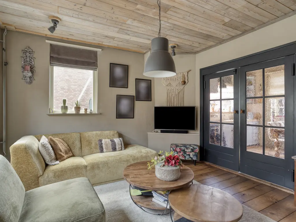 Julianastraat 20, DONGEN