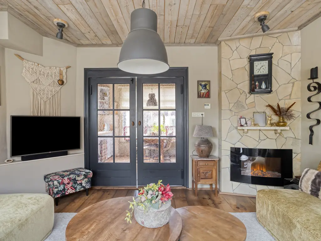 Julianastraat 20, DONGEN