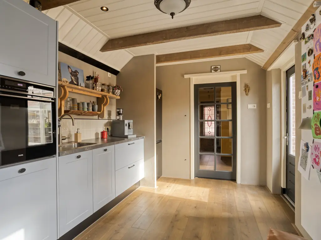 Julianastraat 20, DONGEN