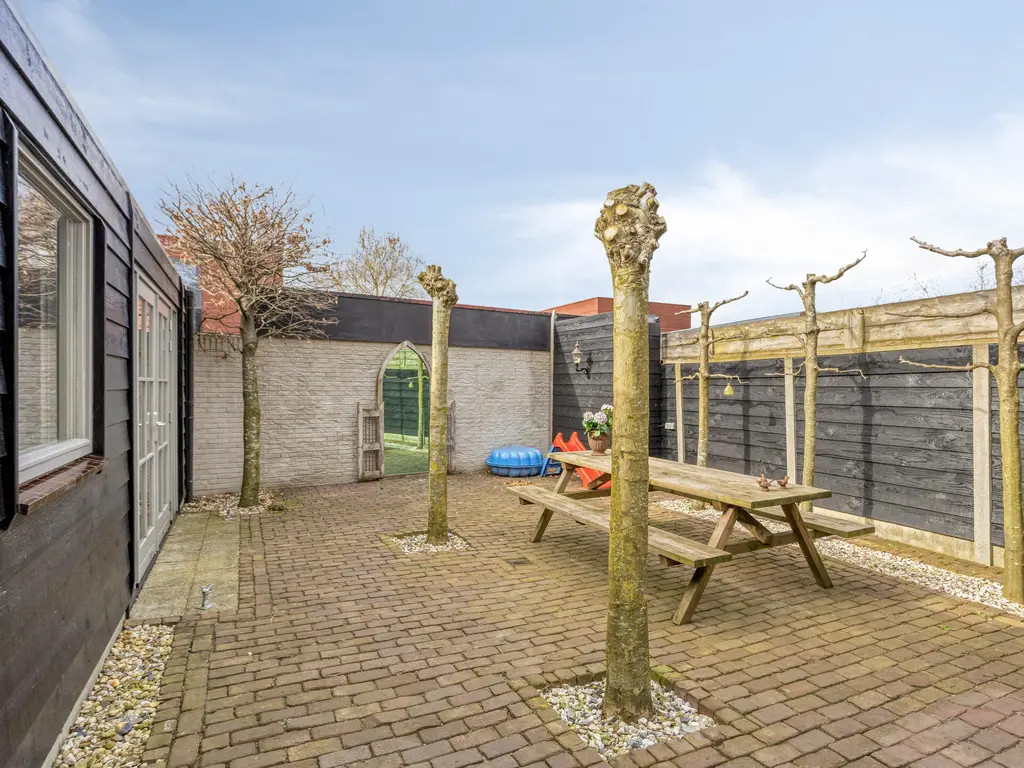 Julianastraat 20, DONGEN