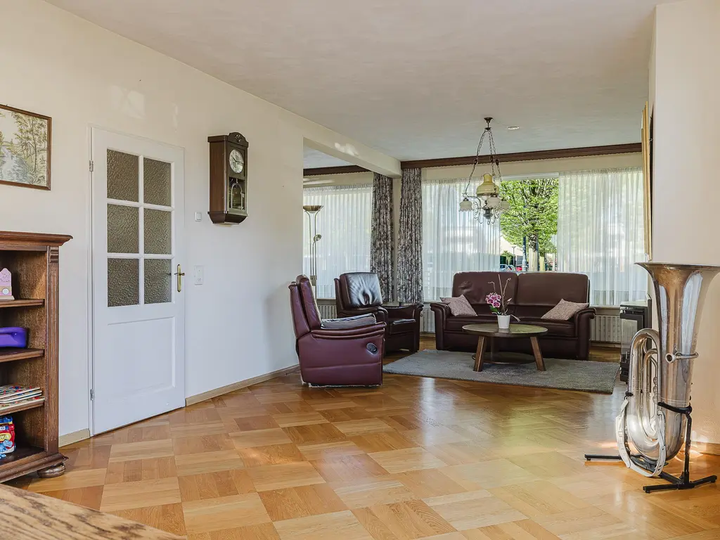 Brabantlaan 51, VUGHT