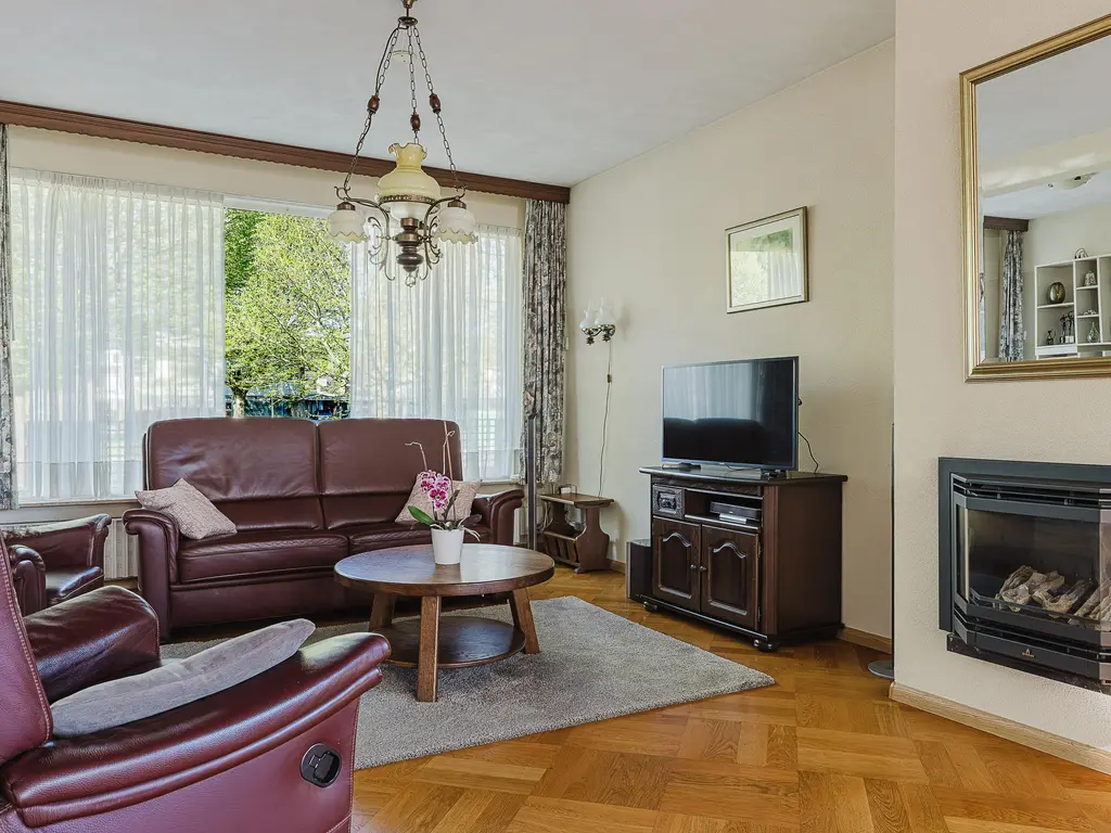 Brabantlaan 51, VUGHT